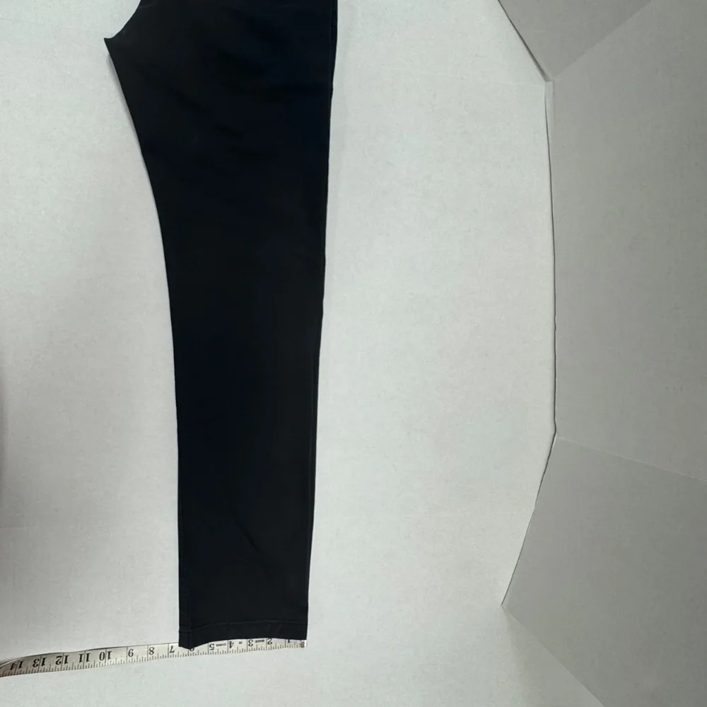 J CREW Black 484 Slim-fit tech pant for Men - Size 30 x‎ 32.